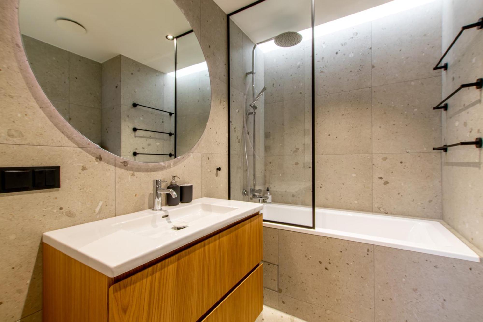 Tobiase Residences - Luxury Apartments Талин Екстериор снимка