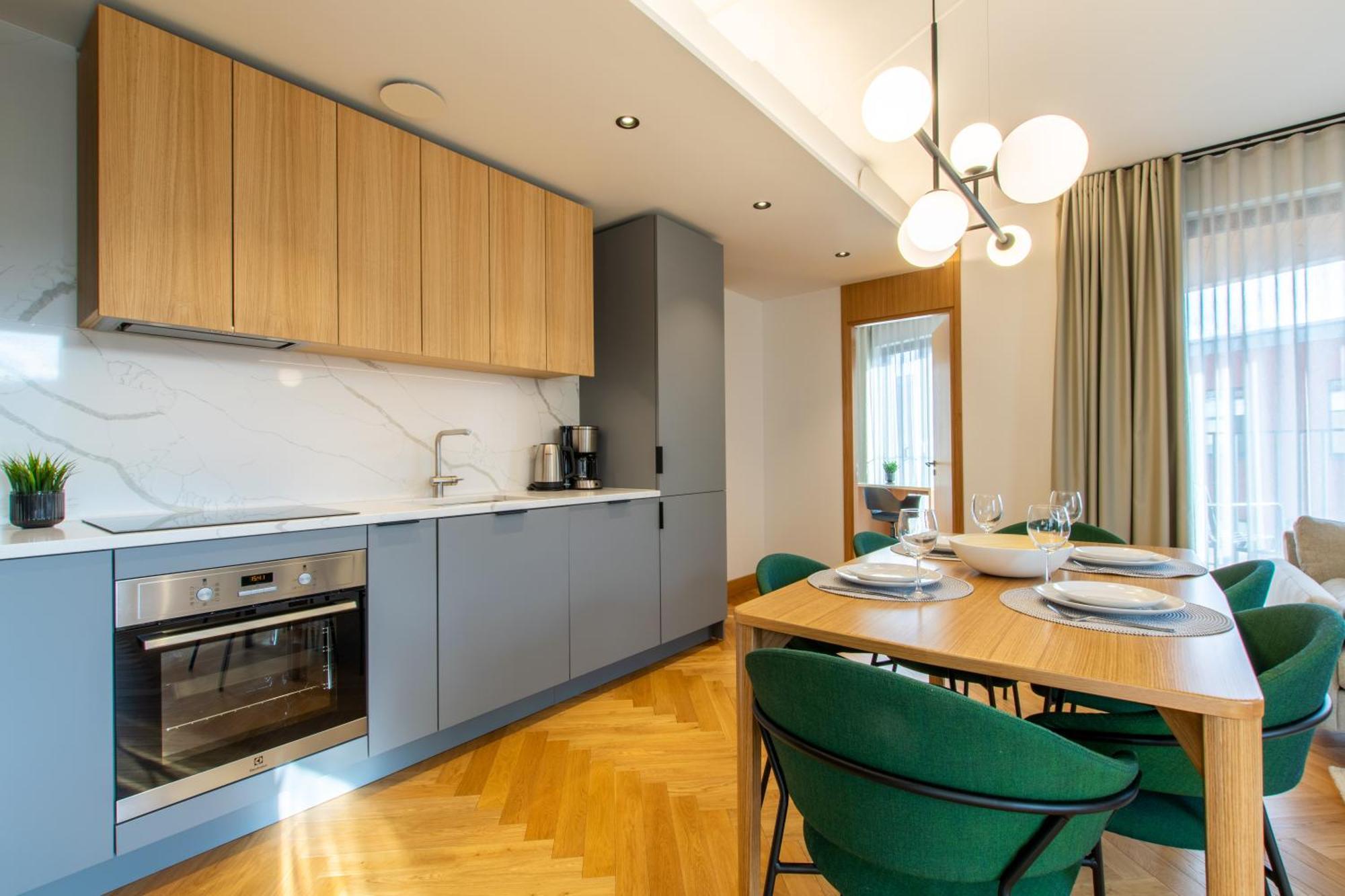 Tobiase Residences - Luxury Apartments Талин Екстериор снимка