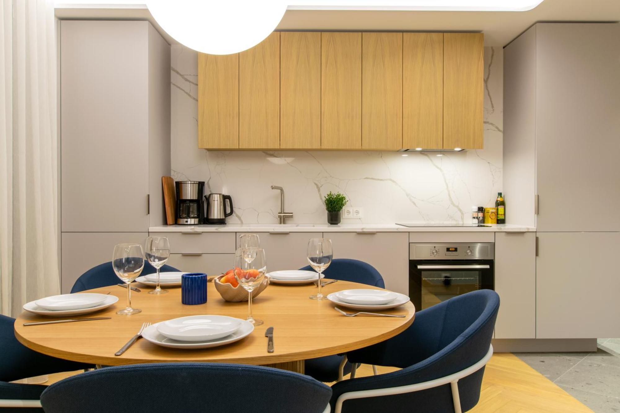 Tobiase Residences - Luxury Apartments Талин Екстериор снимка