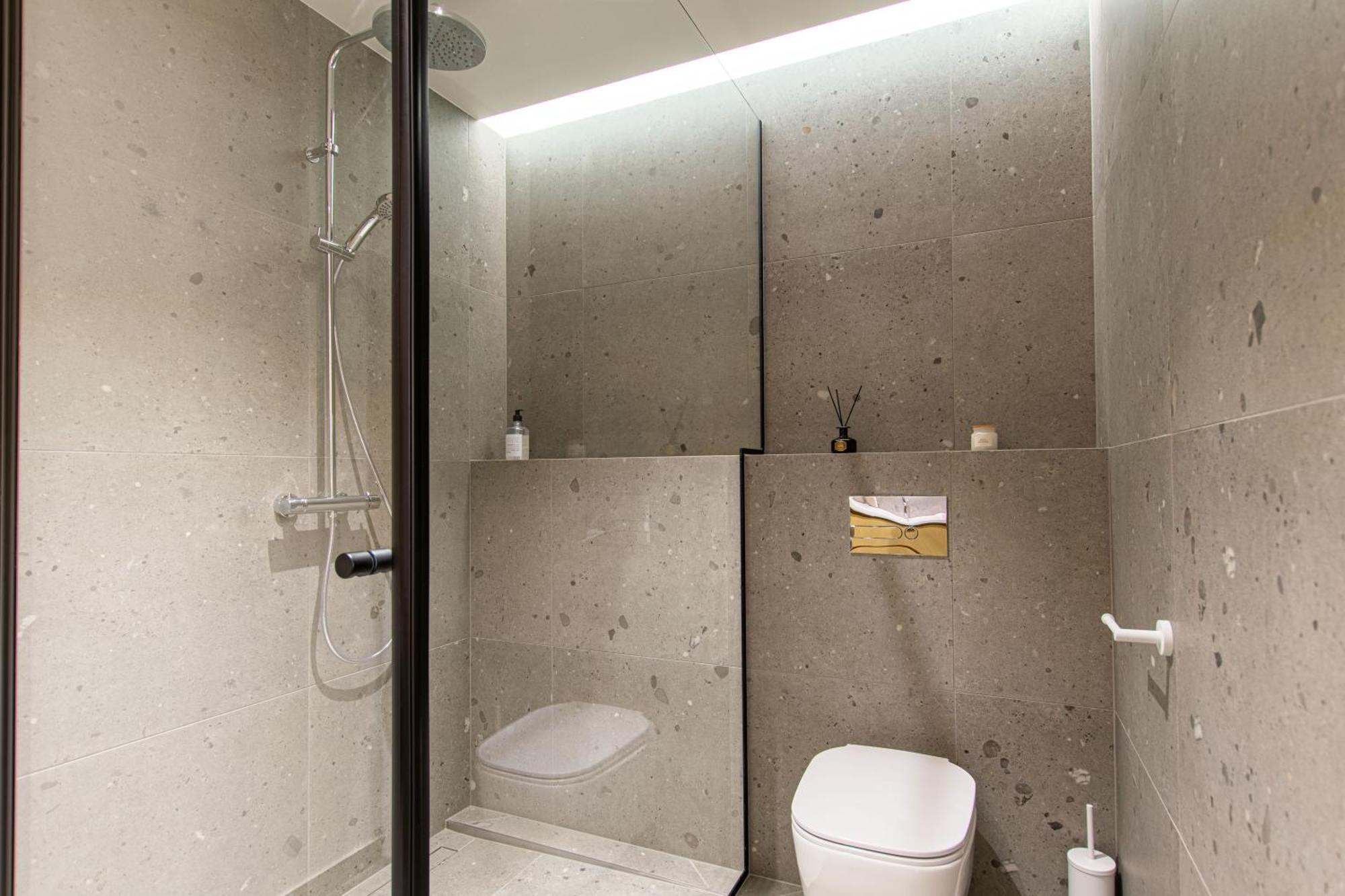 Tobiase Residences - Luxury Apartments Талин Екстериор снимка